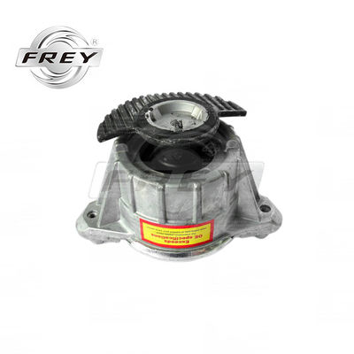 W204 W212 C204 Mercedes Benz Engine Mount , 2042404217 Front Engine Motor Mount