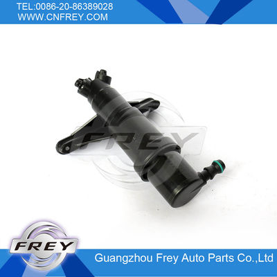 Auto Parts Oem 61677038415 For Bmw E60 E61 Headlight Washer Pump
